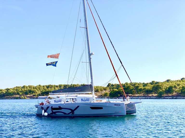 Catamaran for rent Šibenik at the best price