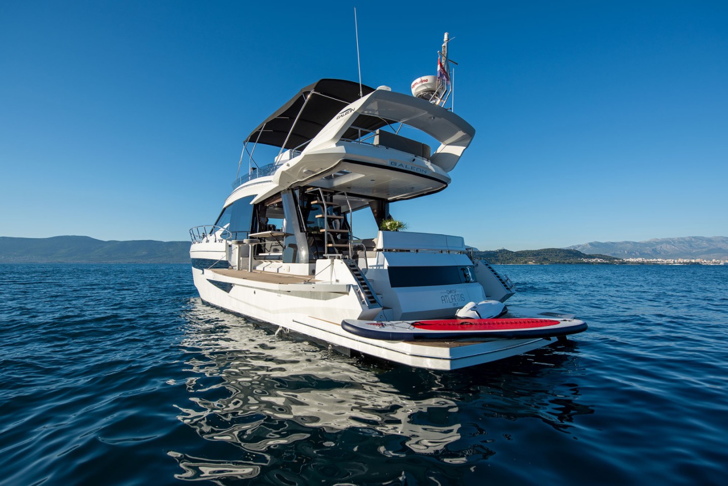 Rent a Luxury Yacht Galeon 500 Fly - 3 cab. in Kaštela (Champ Atlantis) |  SamBoat