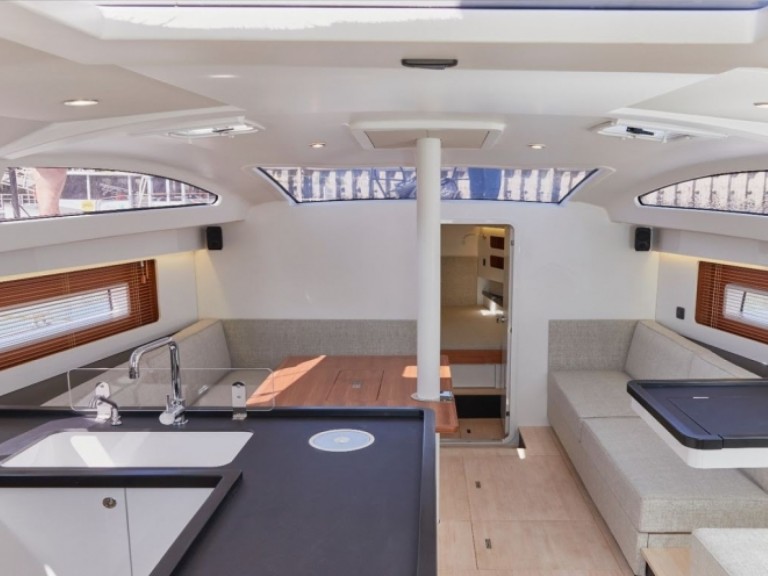 RM RM 11.80 Biquille charter bareboat or captained in  La Trinité-sur-Mer