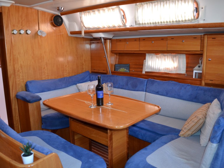 Boat rental Bavaria Cruiser 46 in Primošten on Samboat