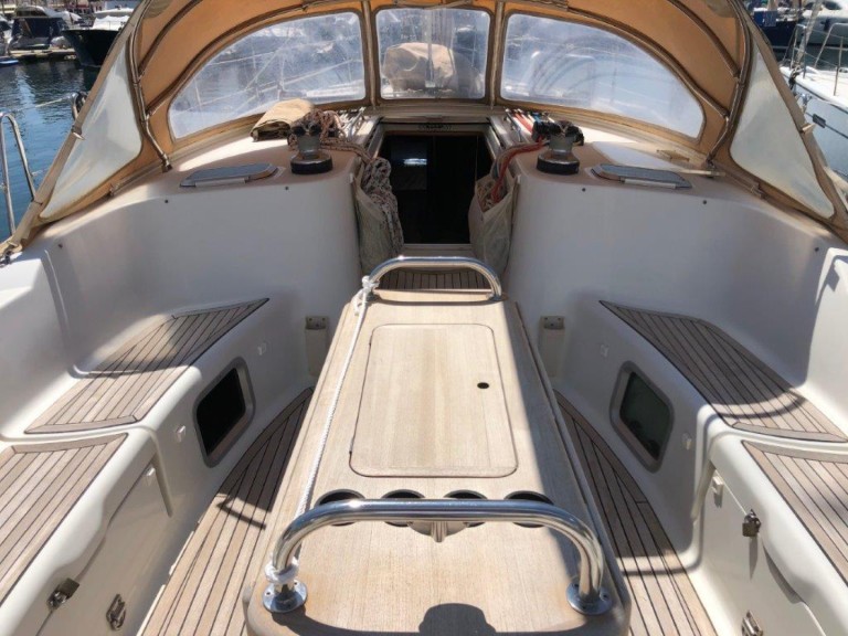 Rent a Jeanneau Sun Odyssey 49 Primošten