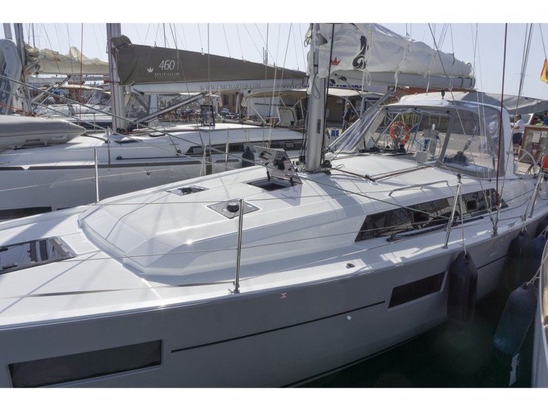 Sailboat rental in Port de Pollença - Bénéteau Oceanis 41.1 Perfomance