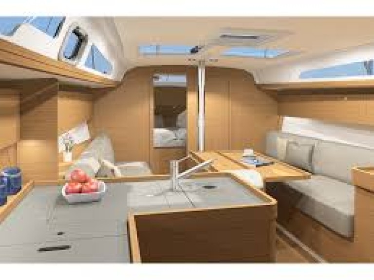 Sailboat for rent Saltsjö-duvnäs at the best price