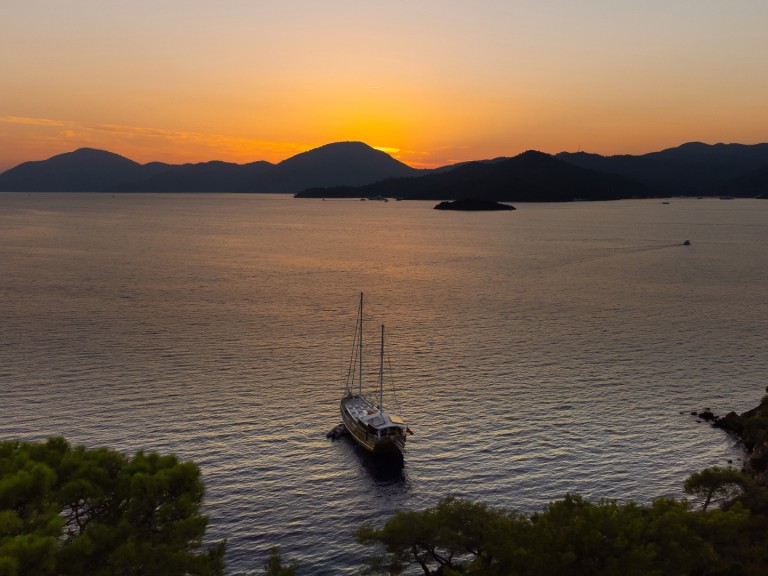 Sailboat for rent Fethiye at the best price