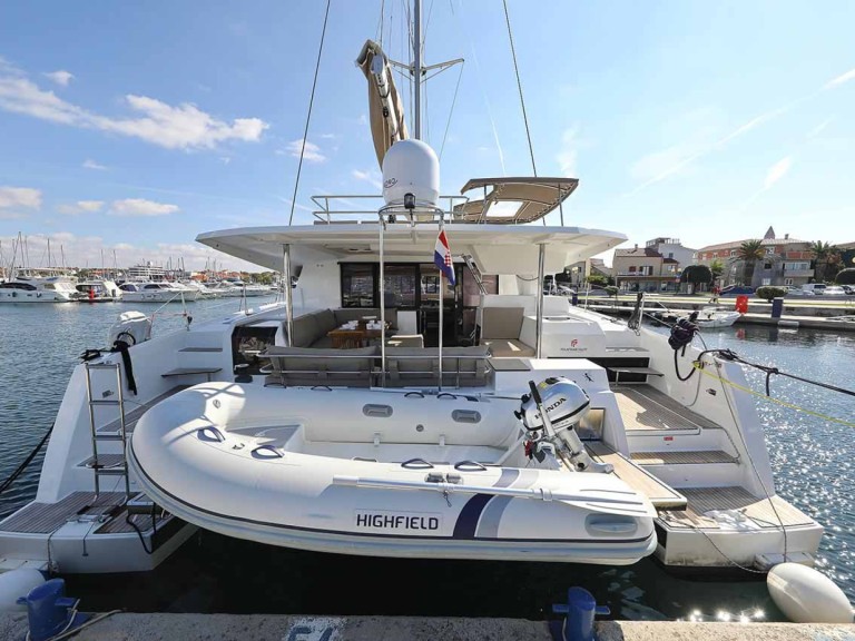 Catamaran rental with or without captain Fountaine Pajot Biograd na Moru