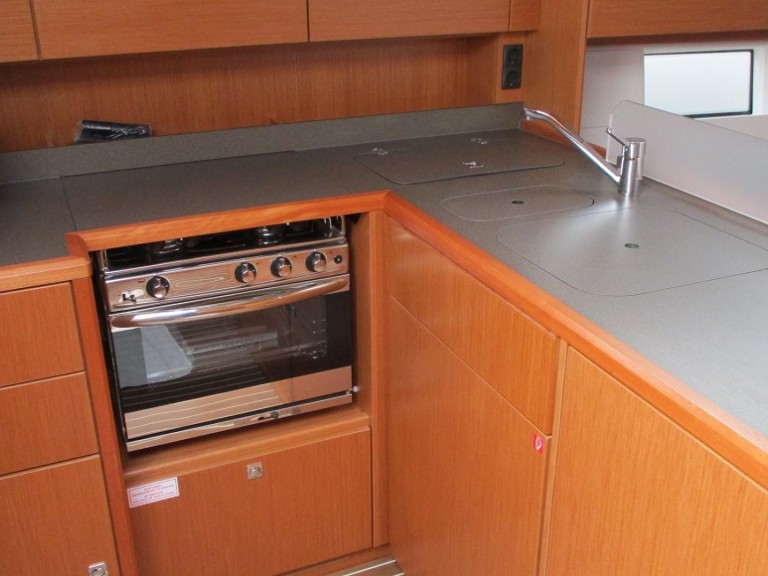 Sailboat for rent Göteborgs stad at the best price