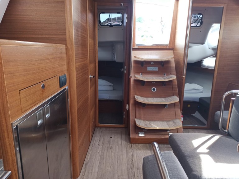 Rent a Elan Impression 45.1 Punat