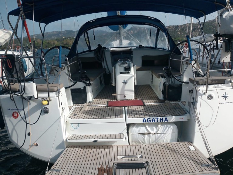 Jeanneau Sun Odyssey 490 in Cannigione on SamBoat
