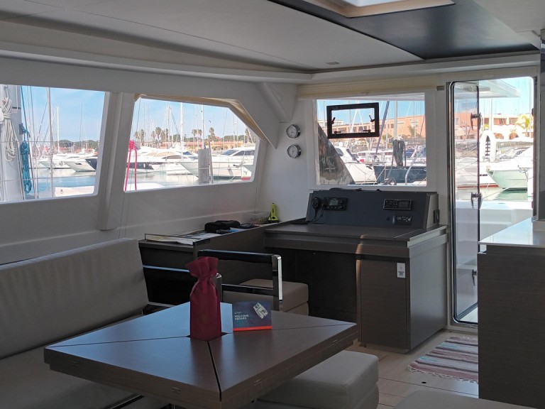 Rent a Robertson and Caine Leopard 50 Furnari