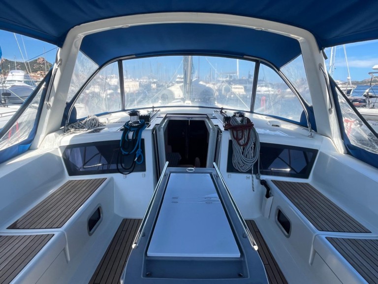 Bénéteau Oceanis 48 charter bareboat or captained in  Cannigione