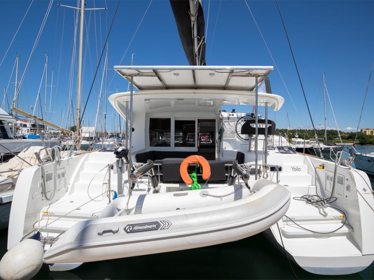 Boat rental Lagoon Lagoon 40 in Pomer on Samboat