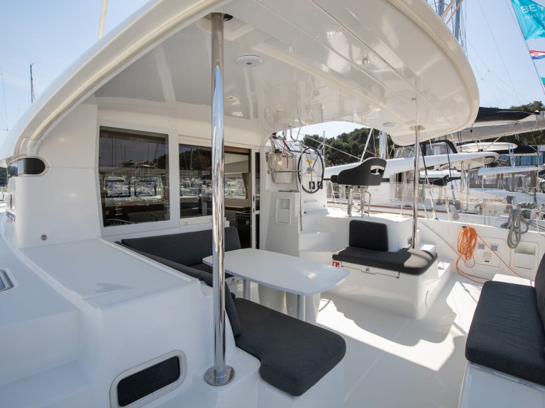 Bareboat Rental Catamaran Lagoon with a boat licence