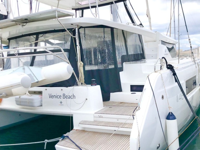 Catamaran rental with or without captain Lagoon Pomer