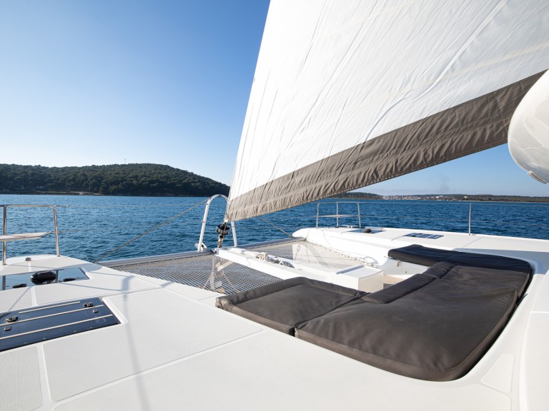 Catamaran rental with or without captain Lagoon Pomer