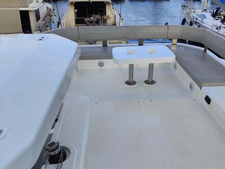 Yacht charter Procida cheap Leopard 45