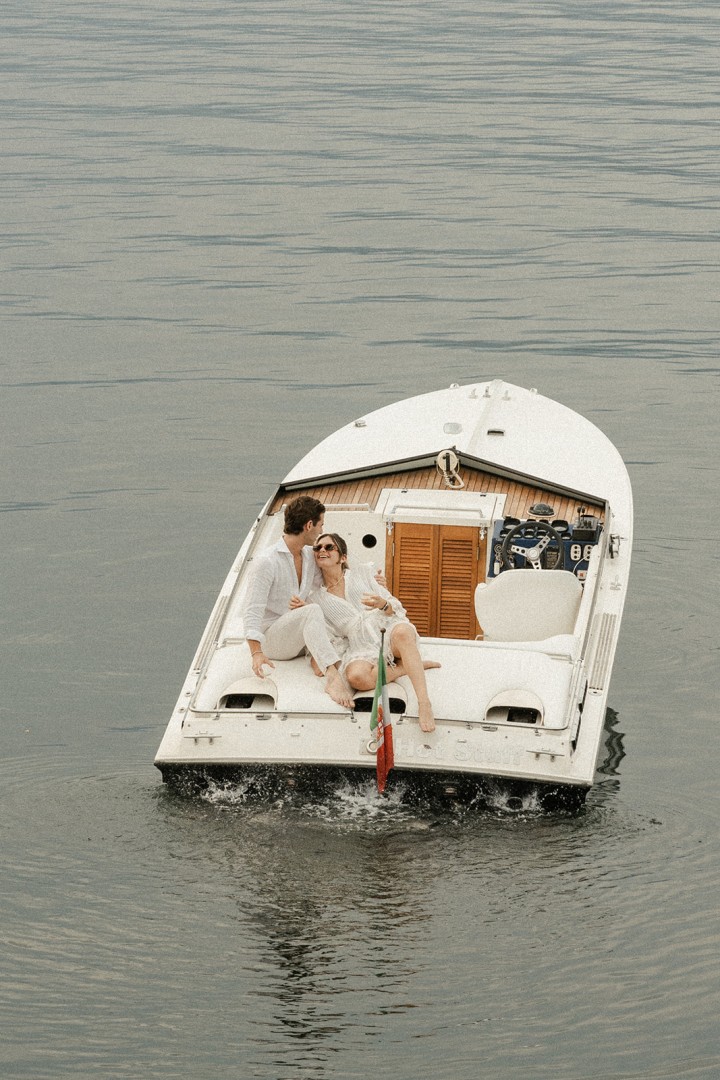 Rent a Motorboat Cigarette 28 ss in Stresa (Cigarette 28ss)