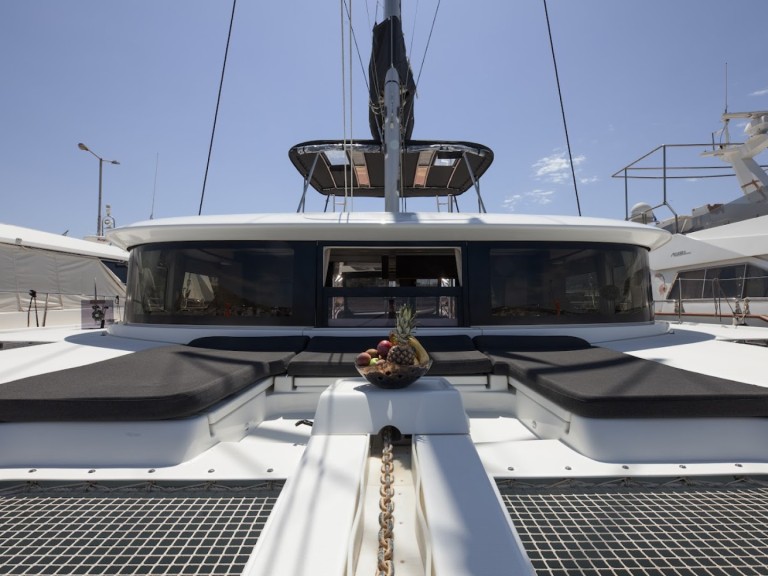 Rent a Lagoon Lagoon 46 Alimos