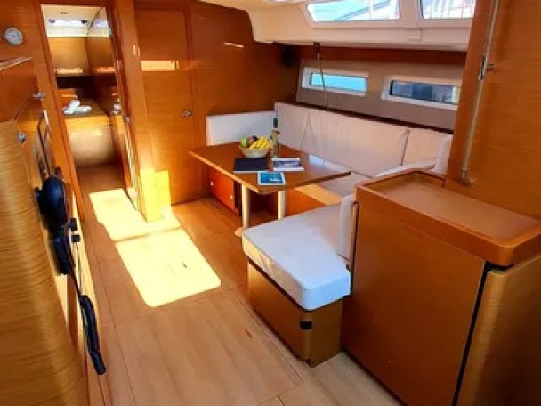 Sailboat rental with or without captain Jeanneau Gouvia