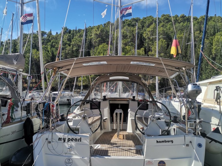 Rent a Jeanneau Sun Odyssey 389 Skradin