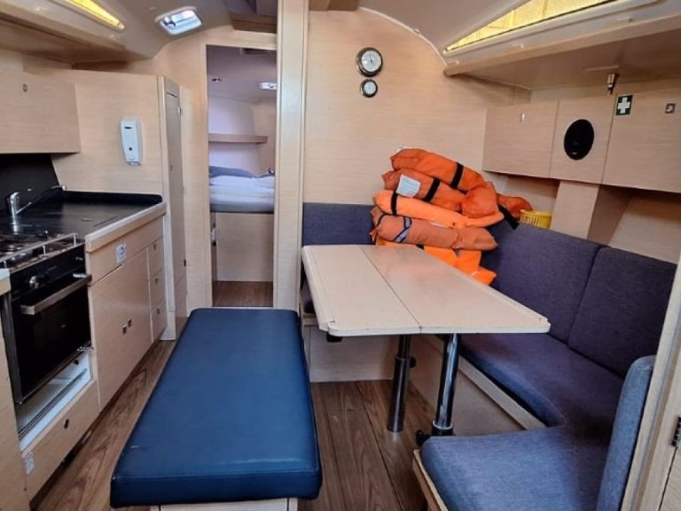 Sailboat rental in Trogir - Cobra Yachts Cobra 41