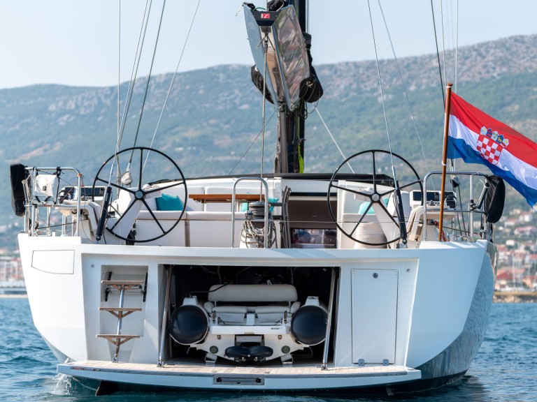 Yacht charter Kaštela cheap CNB 76