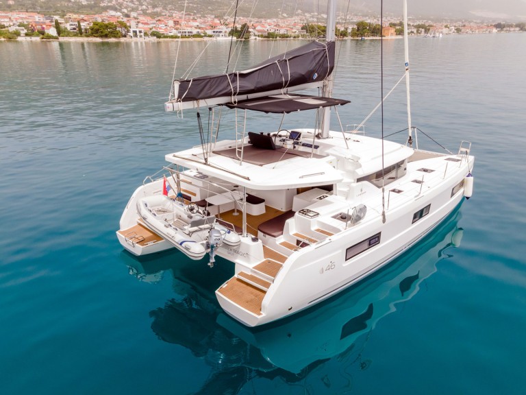 Yacht charter Kaštela cheap Lagoon 46