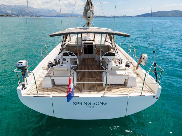 Yacht charter Kaštela cheap Oceanis 54