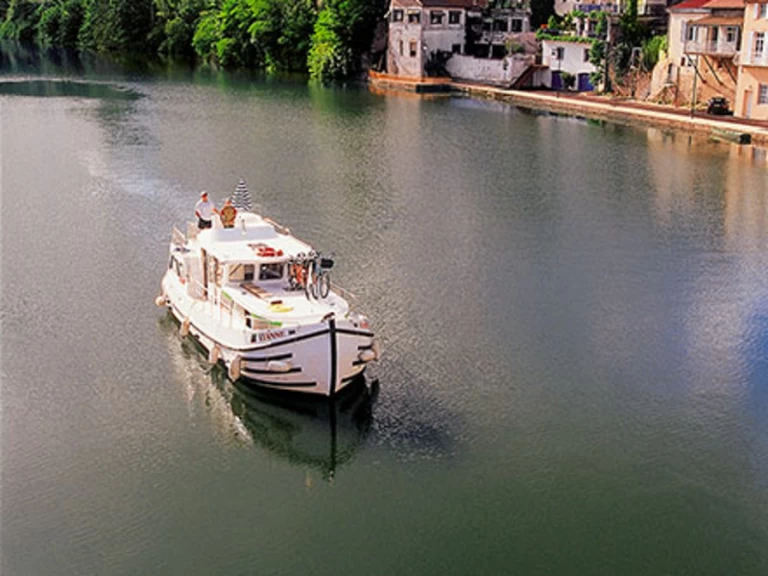 Motorboat rental in Montesquieu-Lauragais - Pénichette Pénichette 1020 FR