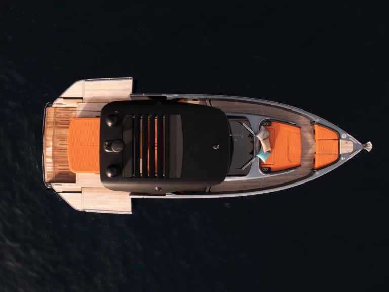 Motorboat rental with or without captain Cranchi Sorrento