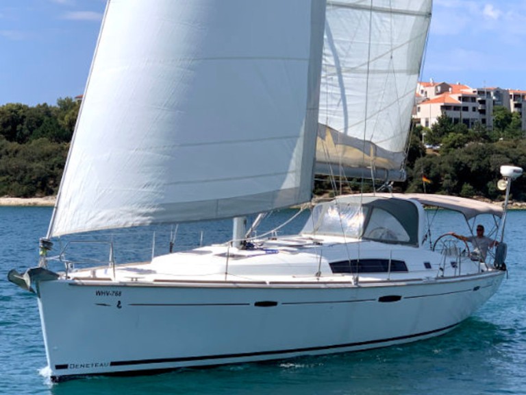 Bénéteau Oceanis 50 charter bareboat or captained in  Rogoznica