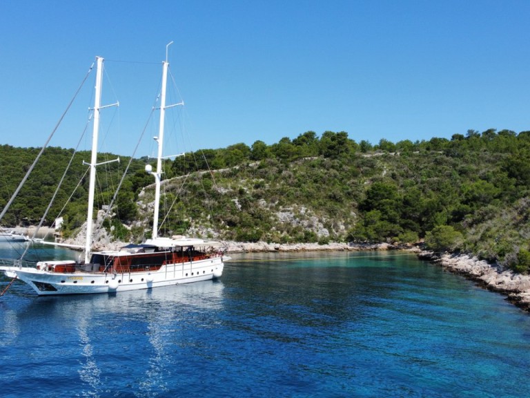 Sailboat rental in Split - Custom Made Phoenix Bronze