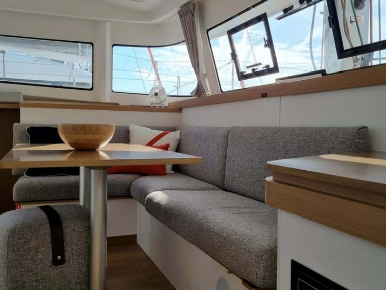 Yacht charter Toulon cheap Excess 11