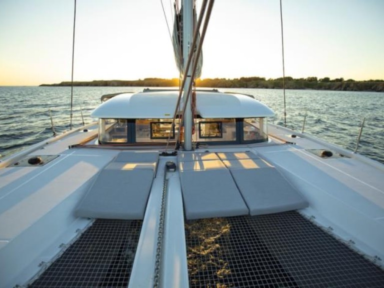 Catamaran rental in Toulon - Excess Excess 11