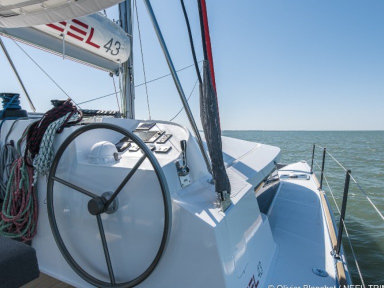 Boat rental Neel Neel 43 in Toulon on Samboat