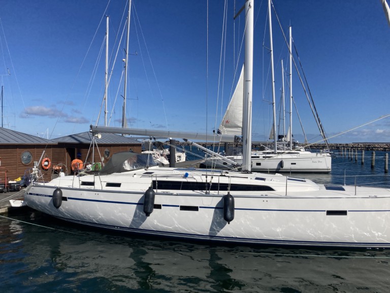 Rent a Bavaria Cruiser 51 Saltsjö-duvnäs