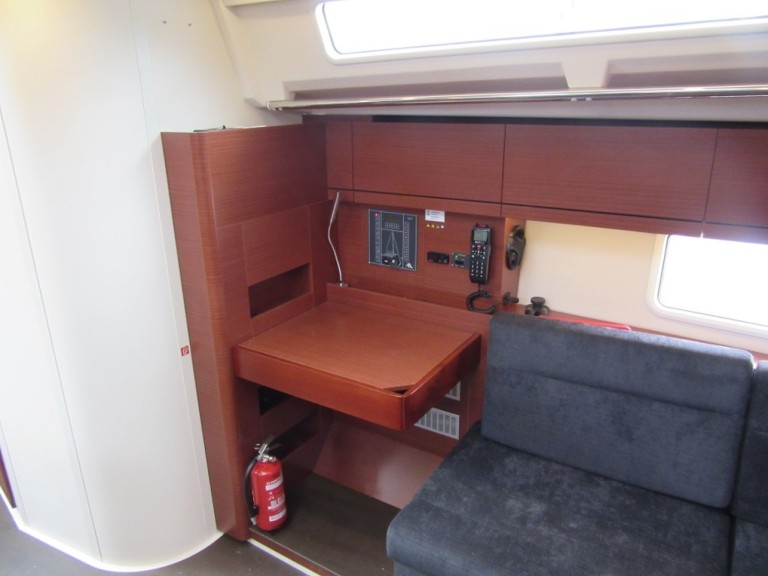 Rent a Hanse Hanse 388 Göteborgs stad
