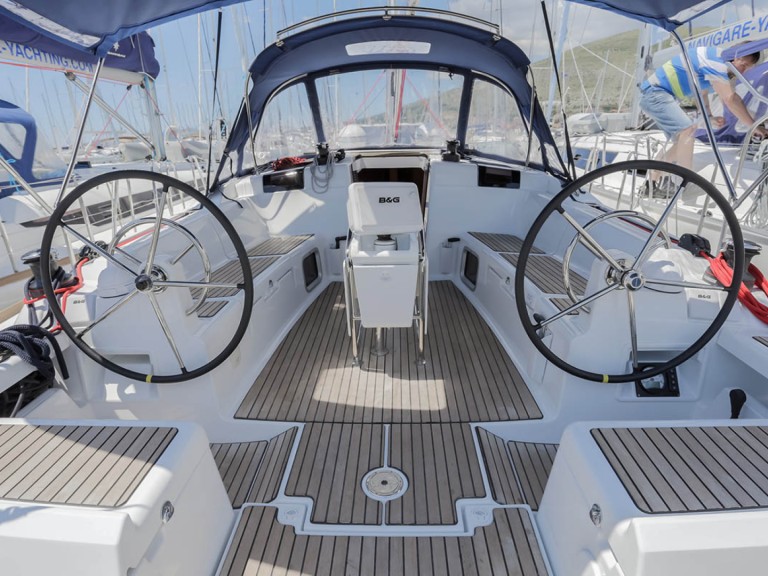 Yacht charter Lidingö cheap Sun Odyssey 449