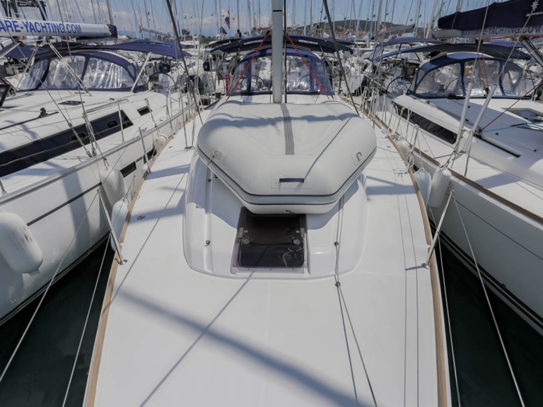 Boat rental Jeanneau Sun Odyssey 449 in Lidingö on Samboat