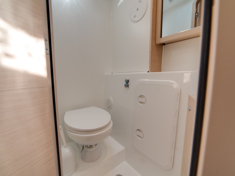 Boat rental Lagoon Lagoon 42 in Cugnana Verde on Samboat