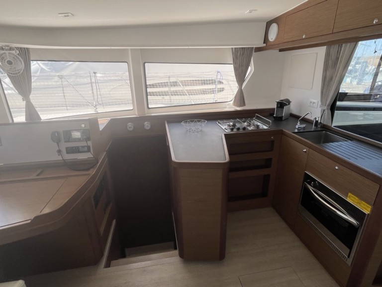 Bareboat Rental Catamaran Lagoon with a boat licence