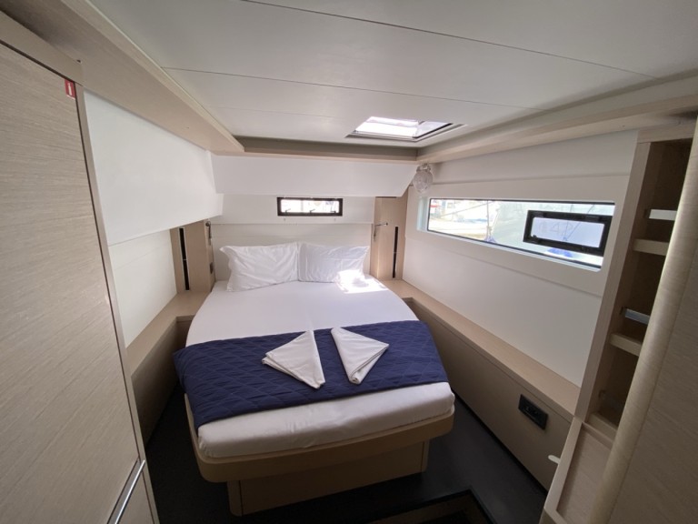 Catamaran rental with or without captain Lagoon Cugnana Verde