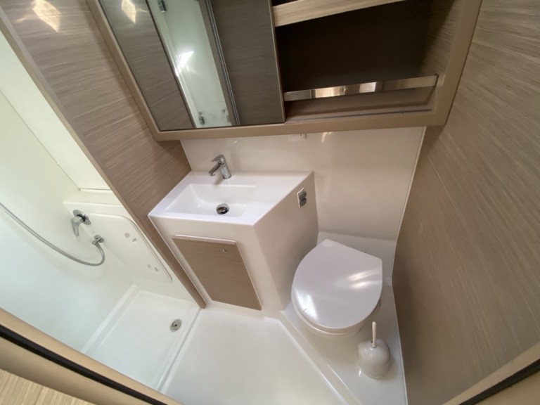 Catamaran for rent Cugnana Verde at the best price