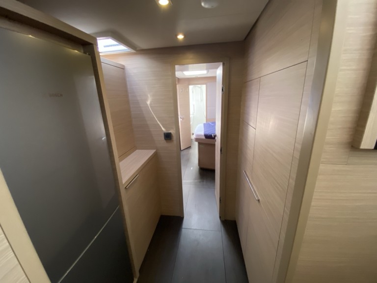 Yacht charter Saint George's cheap Lagoon 55