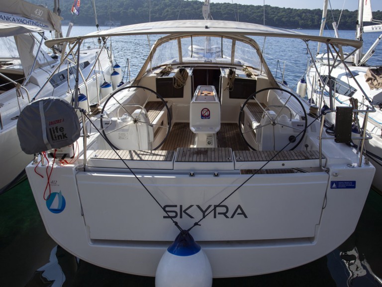 Bareboat Rental Sailboat Dufour with a boat licence