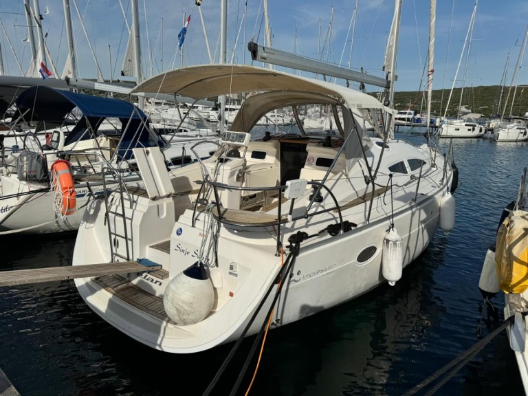Sailboat rental in Punat - Elan Impression 384