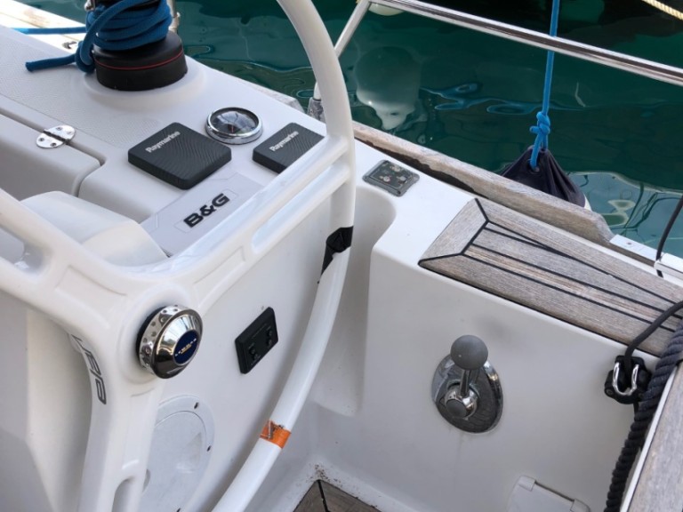 Elan Impression 40 in Pula on SamBoat