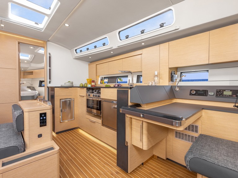 Rent a Hanse Hanse 460 Sukošan