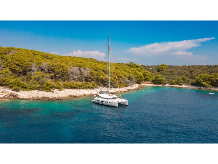 Catamaran rental with or without captain Excess Seget Donji