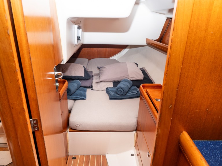 Sailboat for rent Rabac at the best price