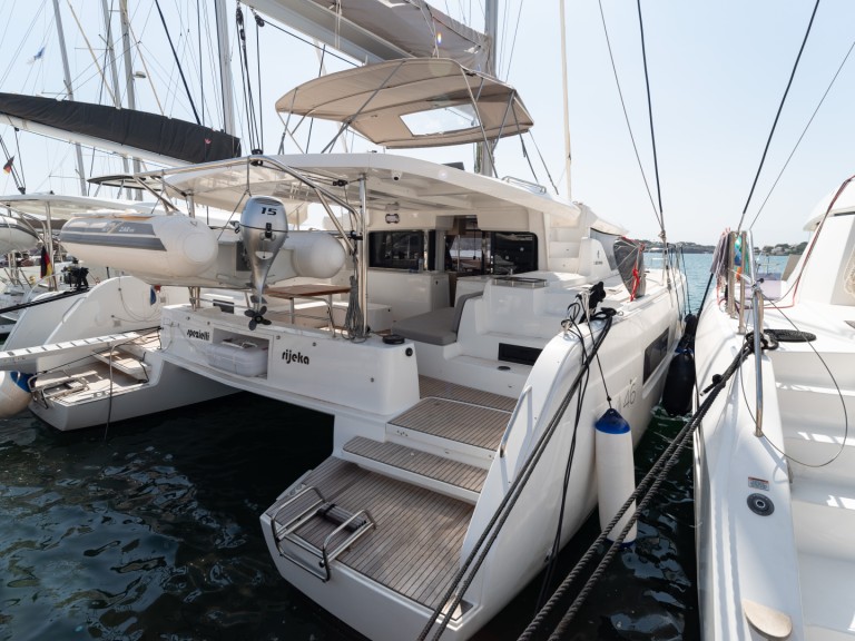 Bareboat Rental Catamaran Lagoon with a boat licence